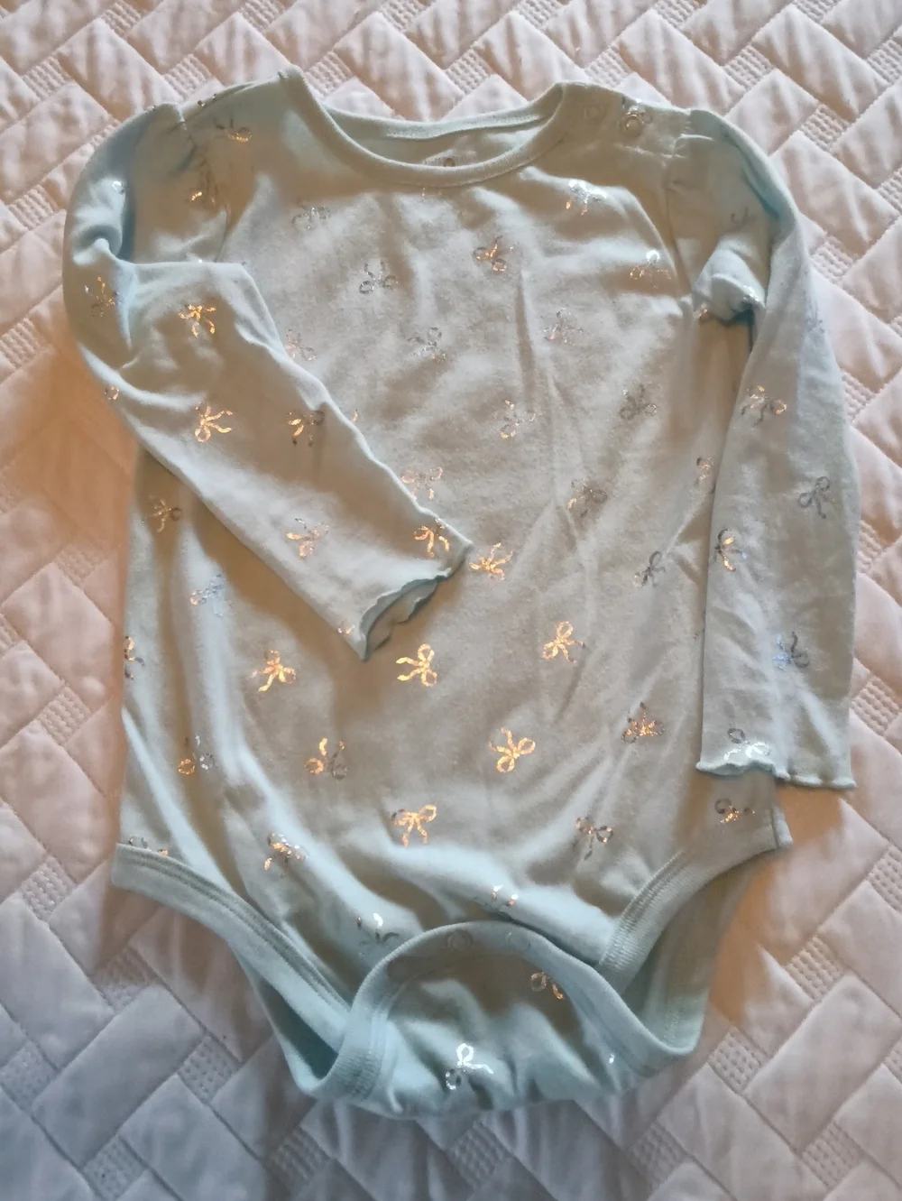 Silver Bows-n-Jeggings